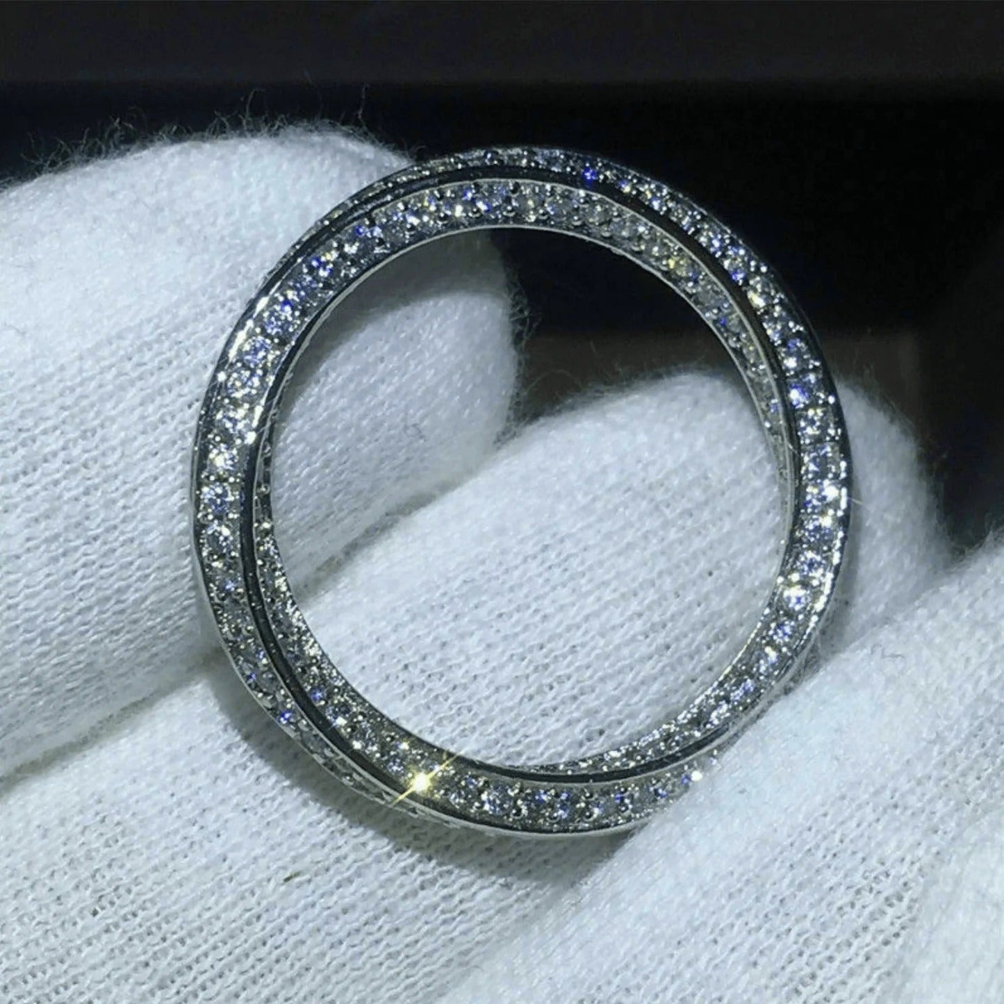 Anillo de banda tejida Julianne