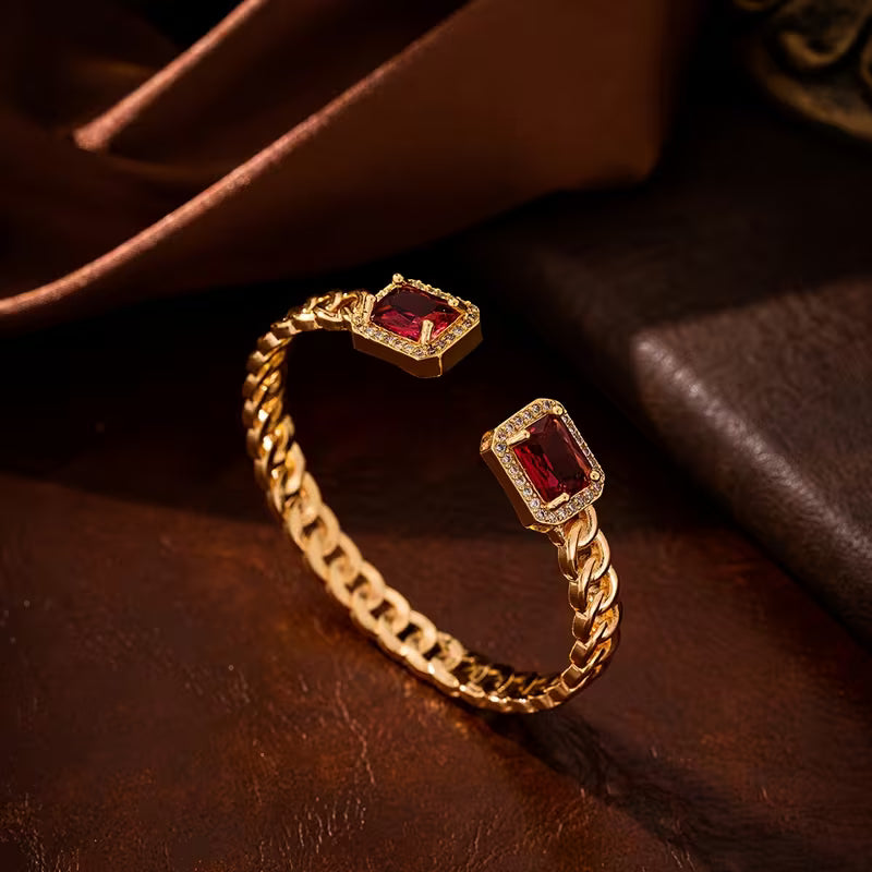 Pulsera abierta de rubí Veloria | Oro