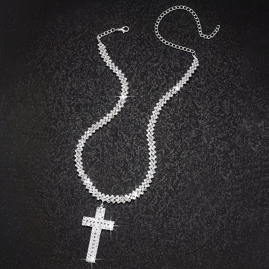 Collar de múltiples capas con diamantina