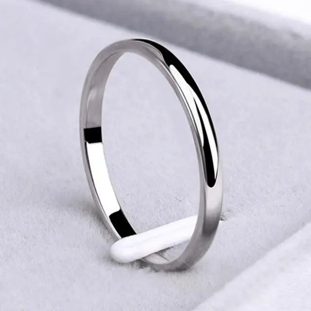 Anillo sencillo de oro y plata