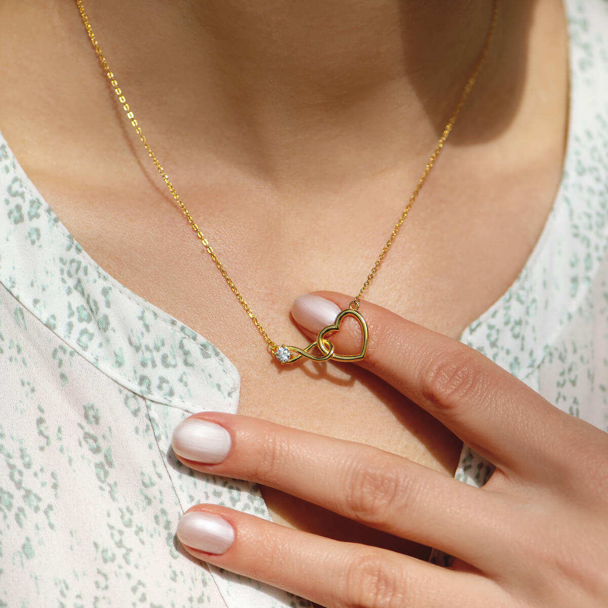 Collar Corazón Infinito