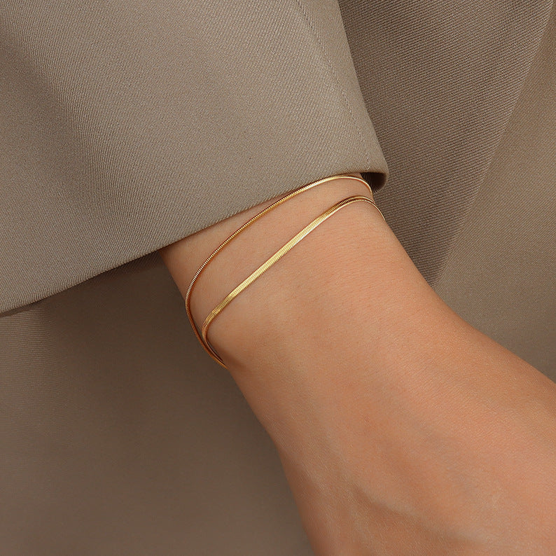 Pulsera dorada de doble capa Classia