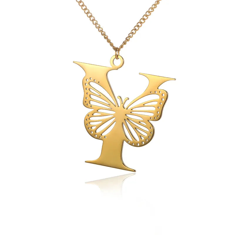 Cadena de iniciales dorada de 18 quilates con elegante mariposa