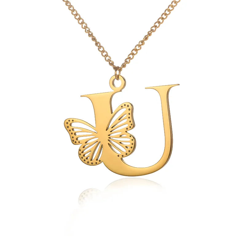 Cadena de iniciales dorada de 18 quilates con elegante mariposa
