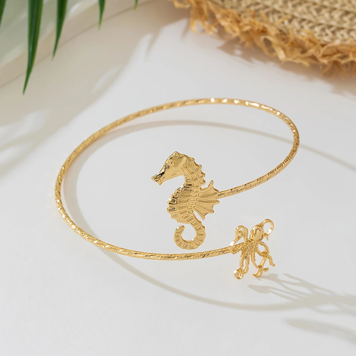 Brazalete Dorado Ajustable Caballito de Mar