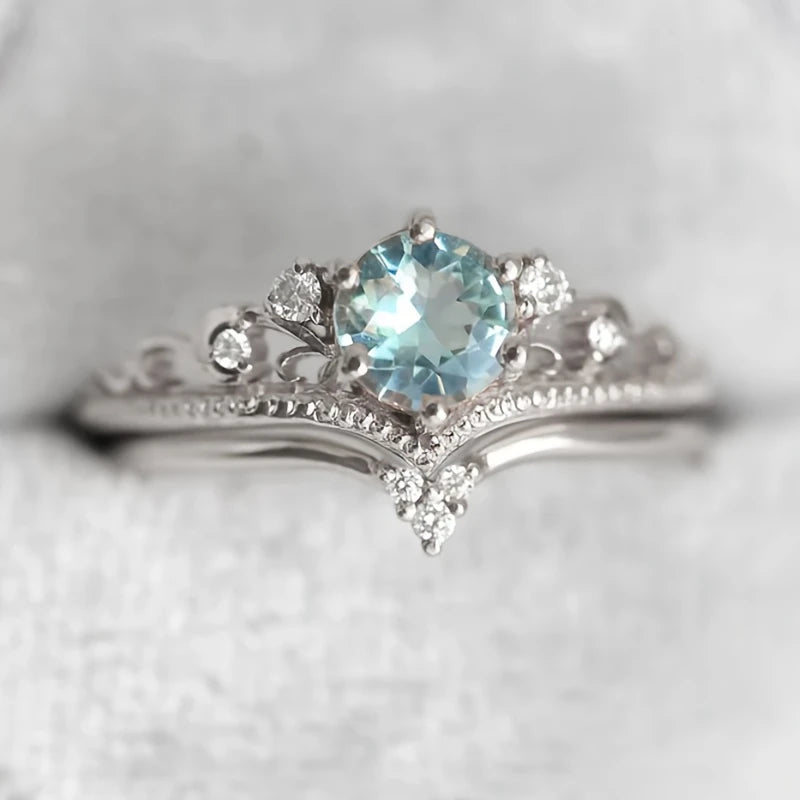 Anillo Dorado Princesa Azul con Circonita