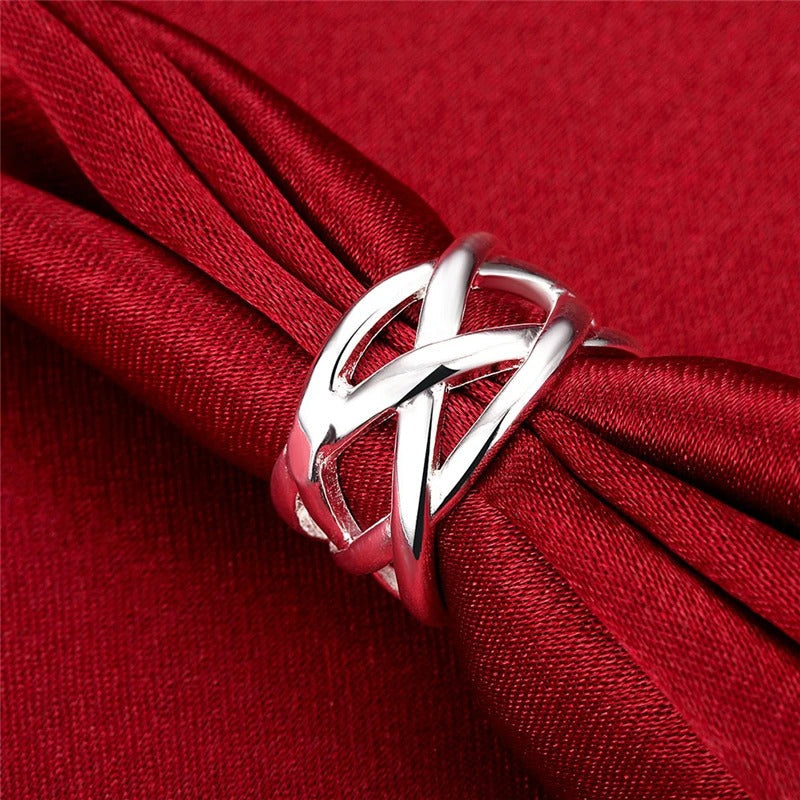 Anillo de diseño trenzado de plata 925