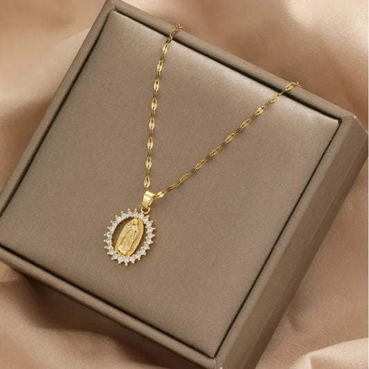 Collar Virgen Milagrosa con Zirconias