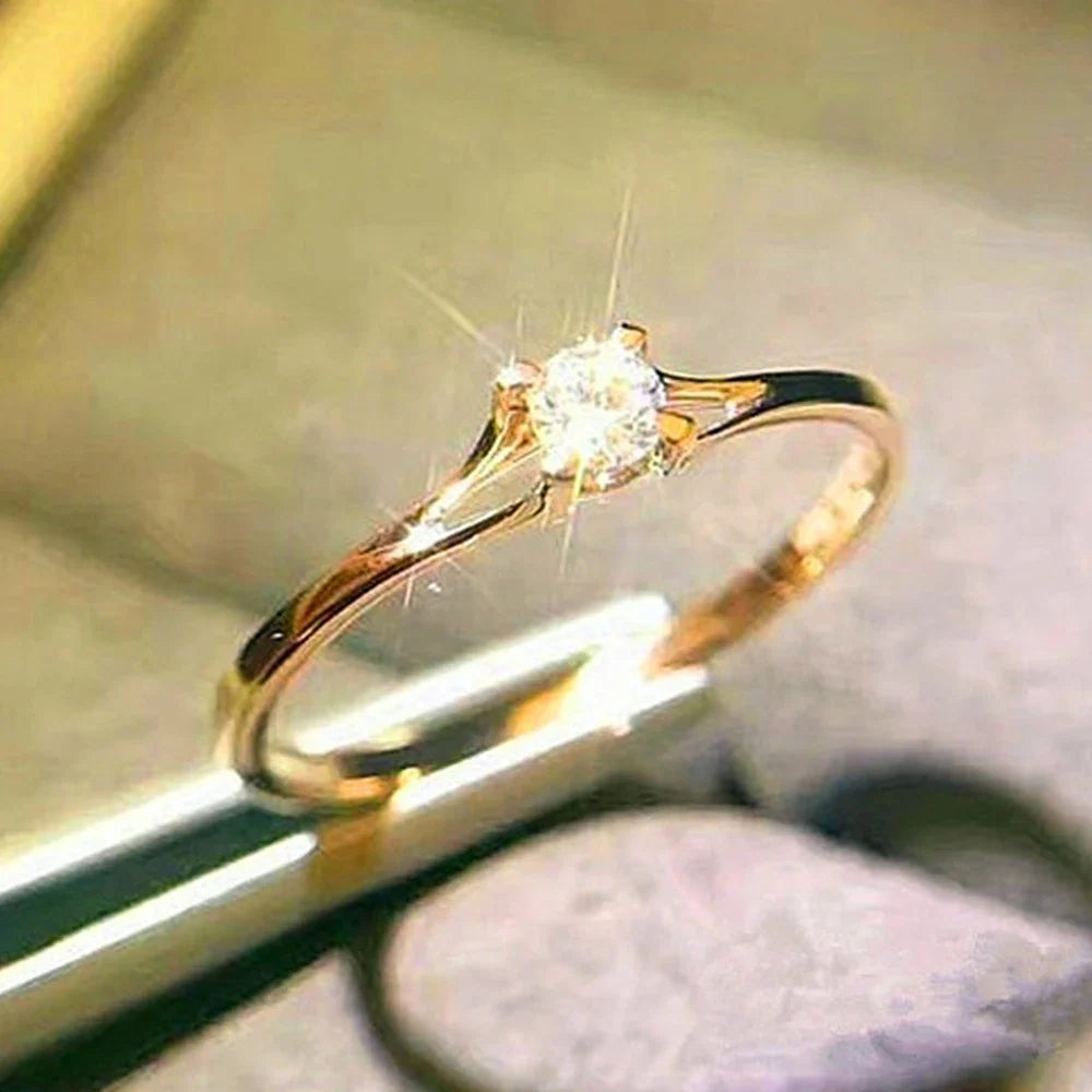 Anillo Solitario Boho con Zirconia Brillante