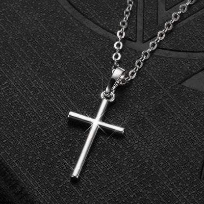 Collar Cruz Clásica Minimalista Dorada