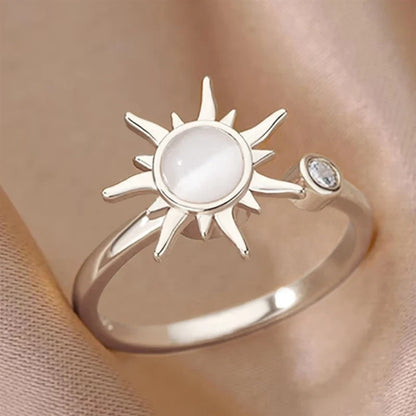 Anillo Sol Ajustable con Piedra Ojo de Gato y Zirconia