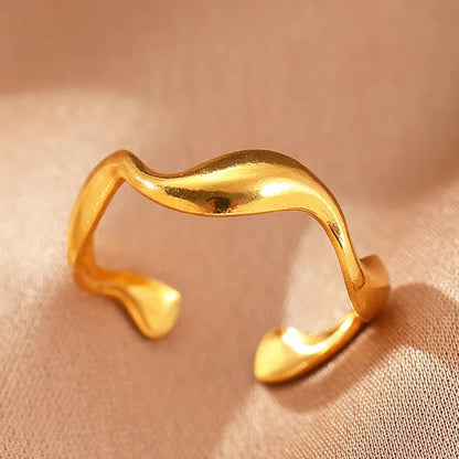 Anillo Dorado Vintage Ajustable