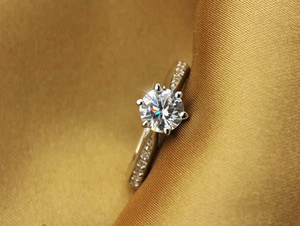 Anillo Solitario Plata 925 con Zirconia Brillante