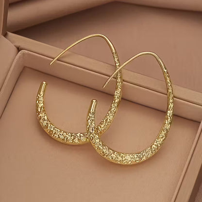 Pendientes Vintage Elegantes en Oro