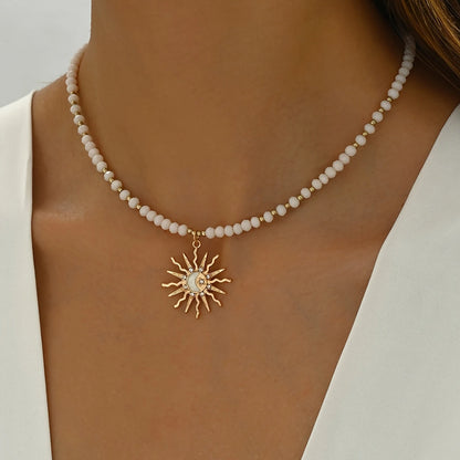 Collar Sol Dorado con Estilo Bohemio Impermeable