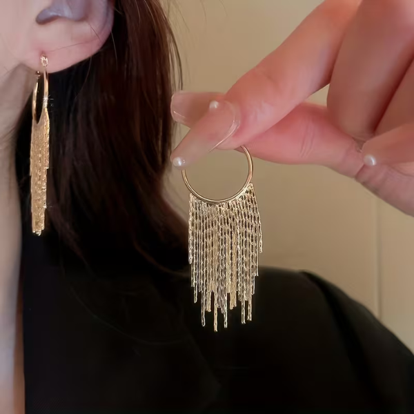 Pendientes Elegantes con Borla y Cadena Brillante
