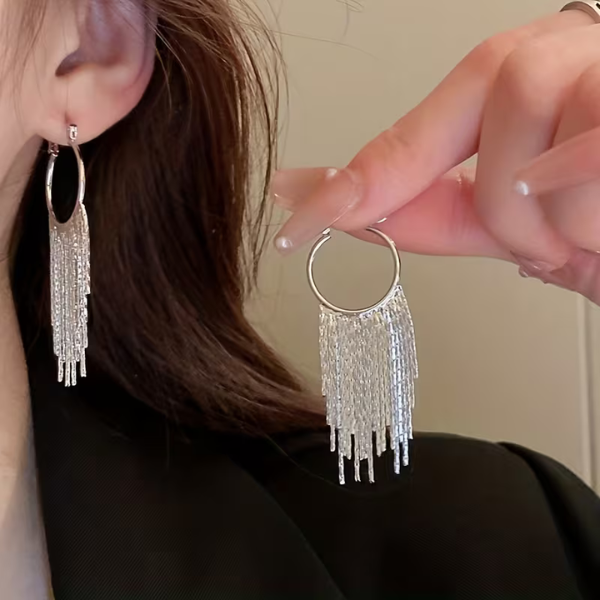 Pendientes Elegantes con Borla y Cadena Brillante