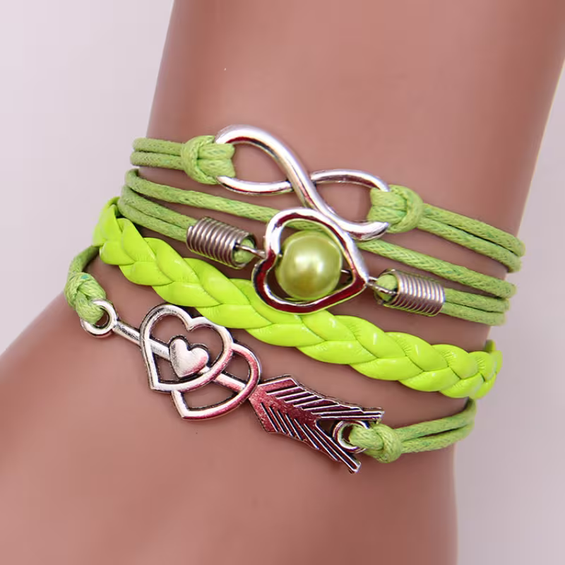 Pulsera Arco de Cupido con Corazón Multicolor