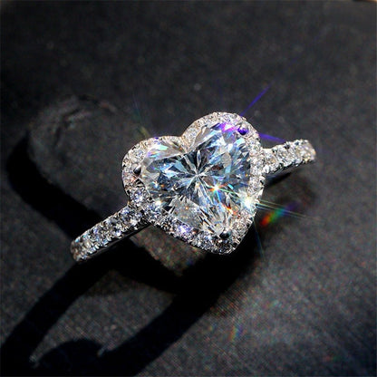 Anillo del Corazón Cautivador