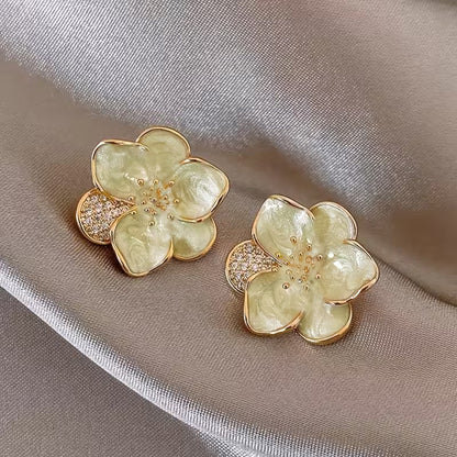 Pendientes Modernos Elegantes con Forma de Flor