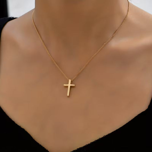 Collar Cruz chapado en oro
