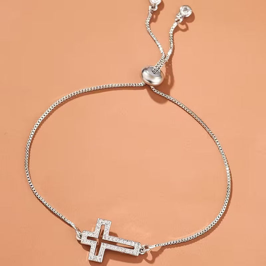 Brazalete Cruz con diamantina elegante