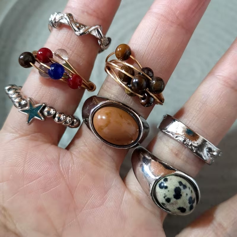Set de 7 anillos elegantes vintage marrones con ojos de tigre