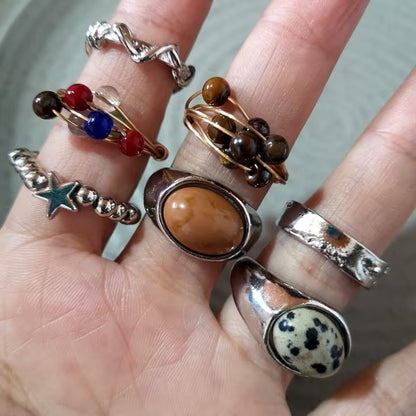 Set de 7 anillos elegantes vintage marrones con ojos de tigre