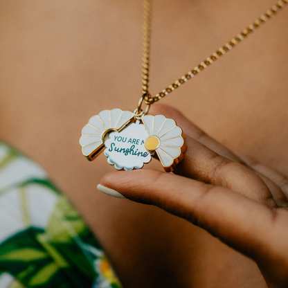 Collar Secreto "You Are My Sunshine"
