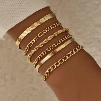 Set de pulseras doradas  de 18 quilates