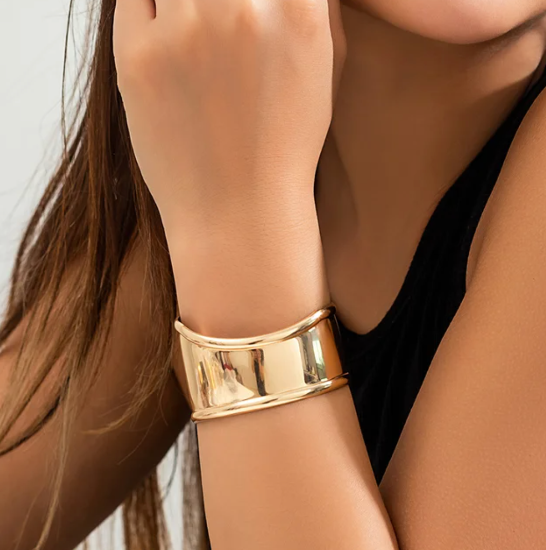 Pulsera chapada en oro de 18 quilates de estilo greco-romano