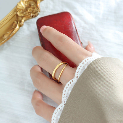 Anillo dorado superpuesto Nile