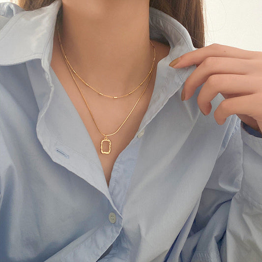 Colgante Abigail de cadenas superpuestas