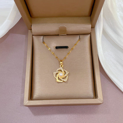 Colgante de flor de perlas Orient