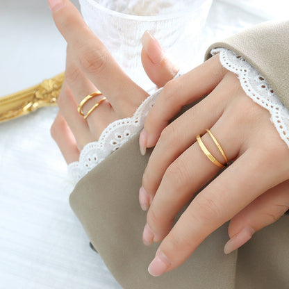 Anillo dorado superpuesto Nile