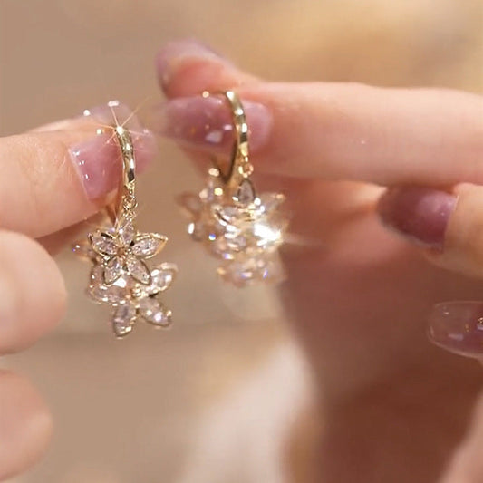 Pendientes creativos Estrella de Primavera con colgante