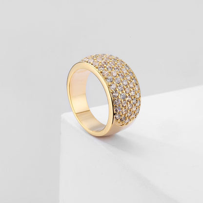 Anillo dorado de Domo de Cristal