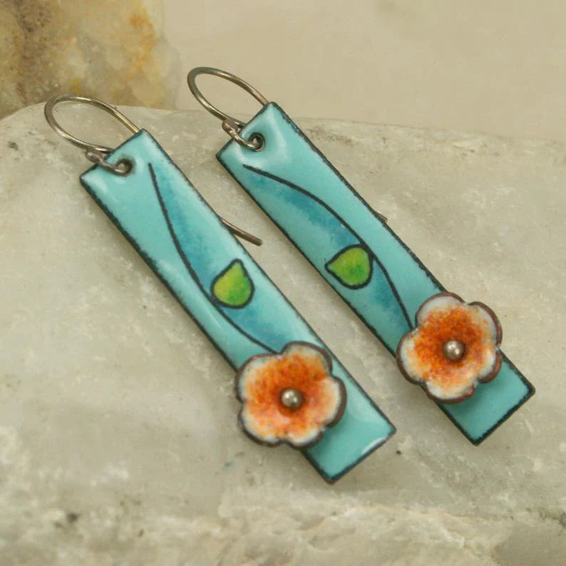 Pendientes florales de esmalte