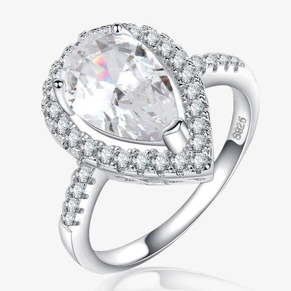 Anillo en forma de pera Talia