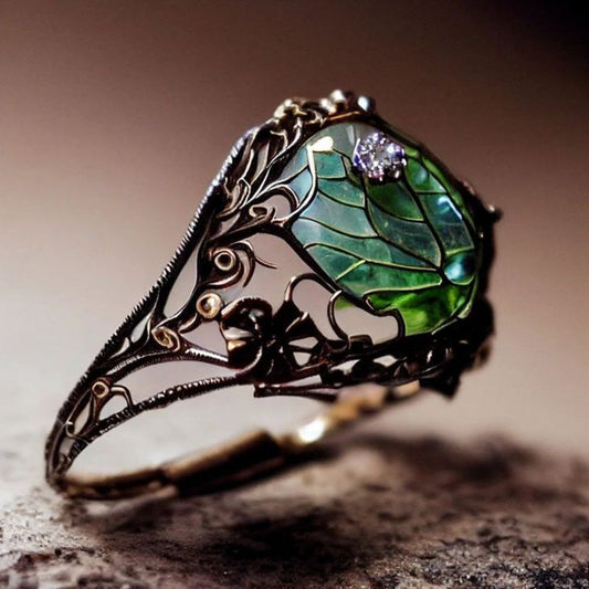 Anillo de vidrio verde natural