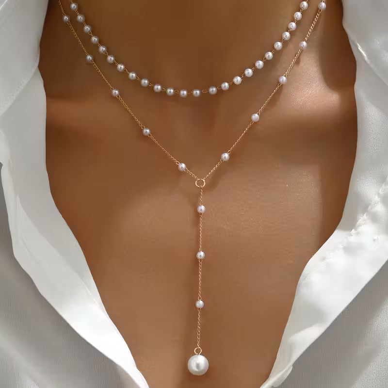 Collar Elegante de Doble Capa