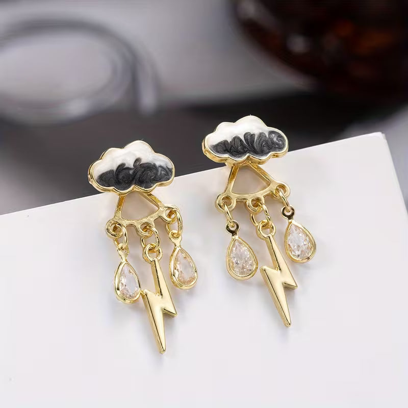 Pendientes Elegantes Nube con Borlas