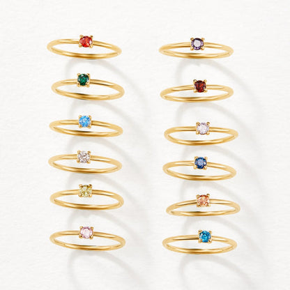 Anillos de oro con piedra de nacimiento