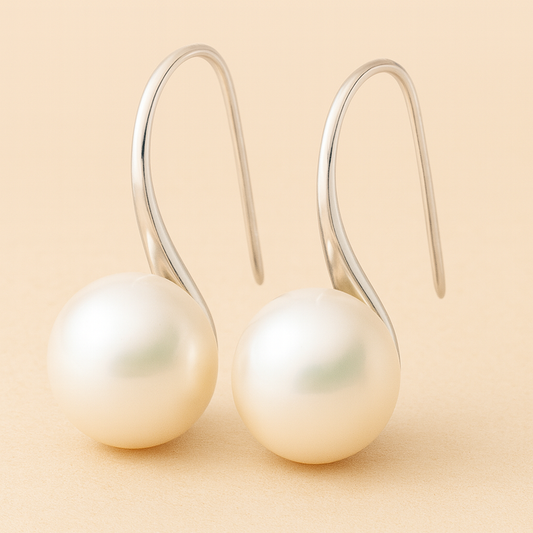 Pendientes de gota elegantes con perlas