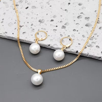 Set 3 Piezas Collar y Pendientes de Perlas