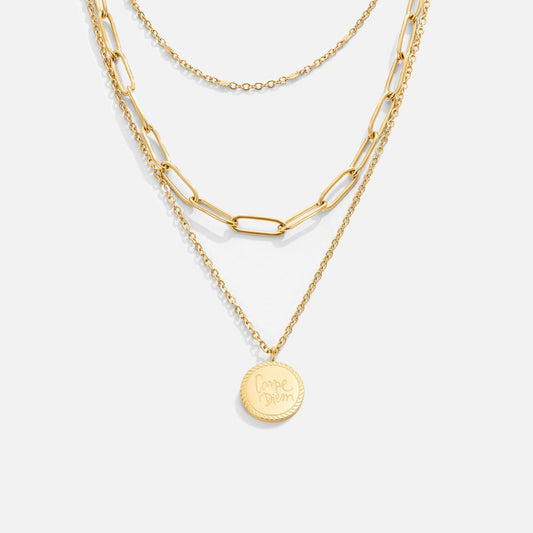 Collar estratificado con moneda
