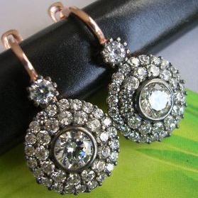 Pendientes Mandala con Circonitas Incrustadas Vintage