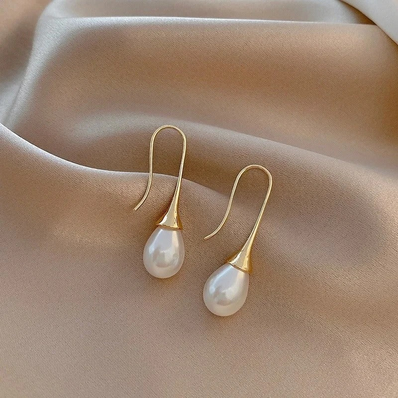 Pendientes Helena de perlas clásicas