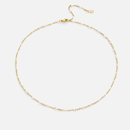 Collar de perlas blancas clásico