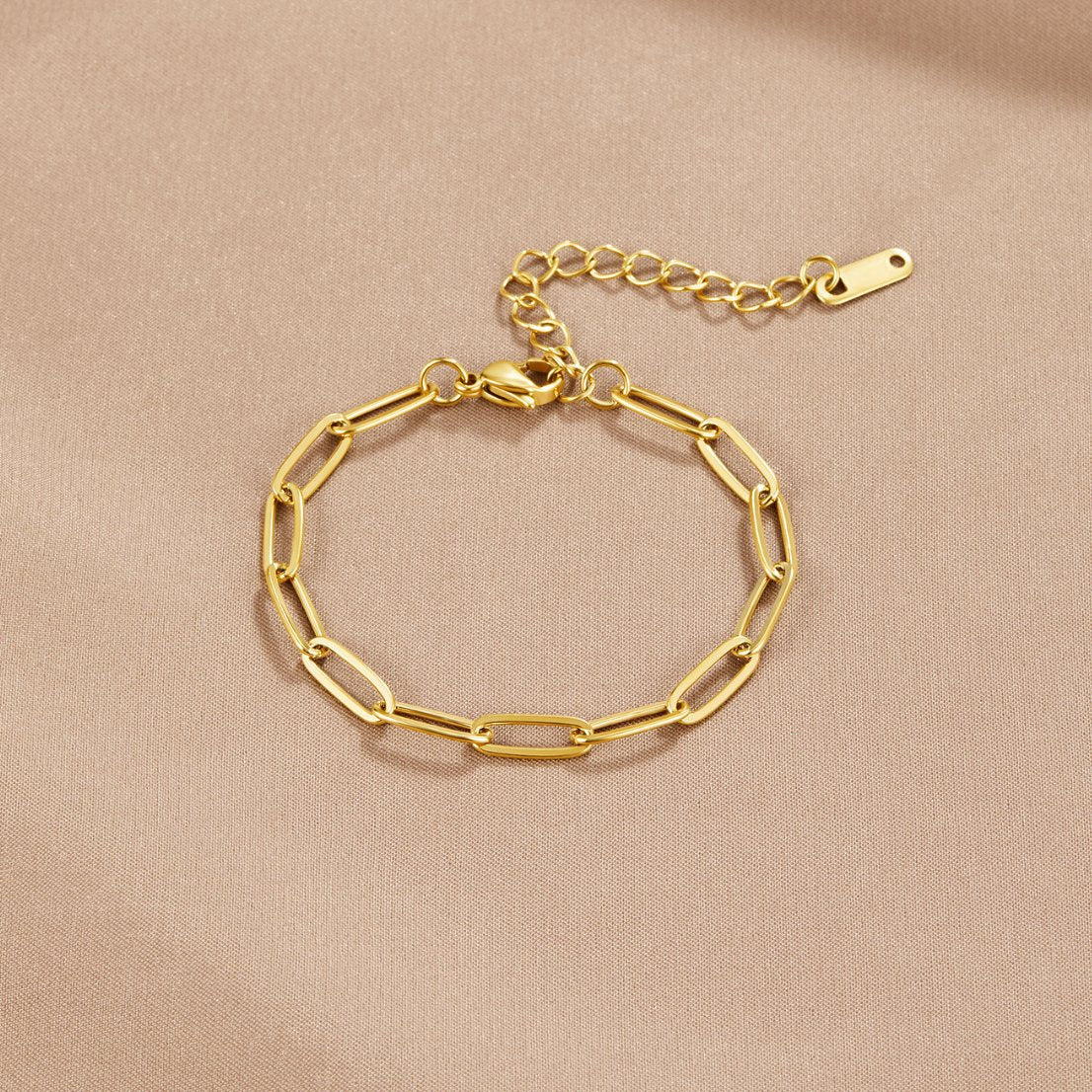 Brazalete de oro de clip